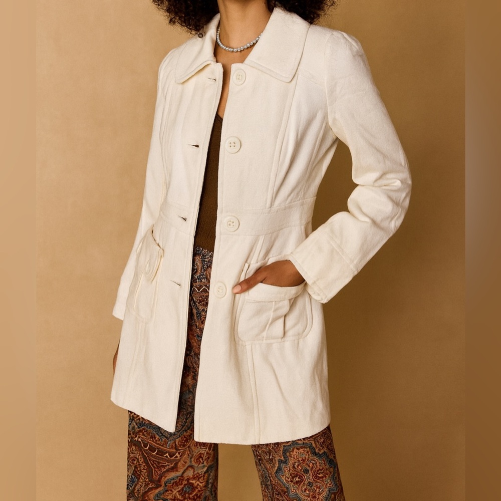 Anthropologie sz M Womens Tulle White Wool Collared Chunky Button Coat‎ Preppy